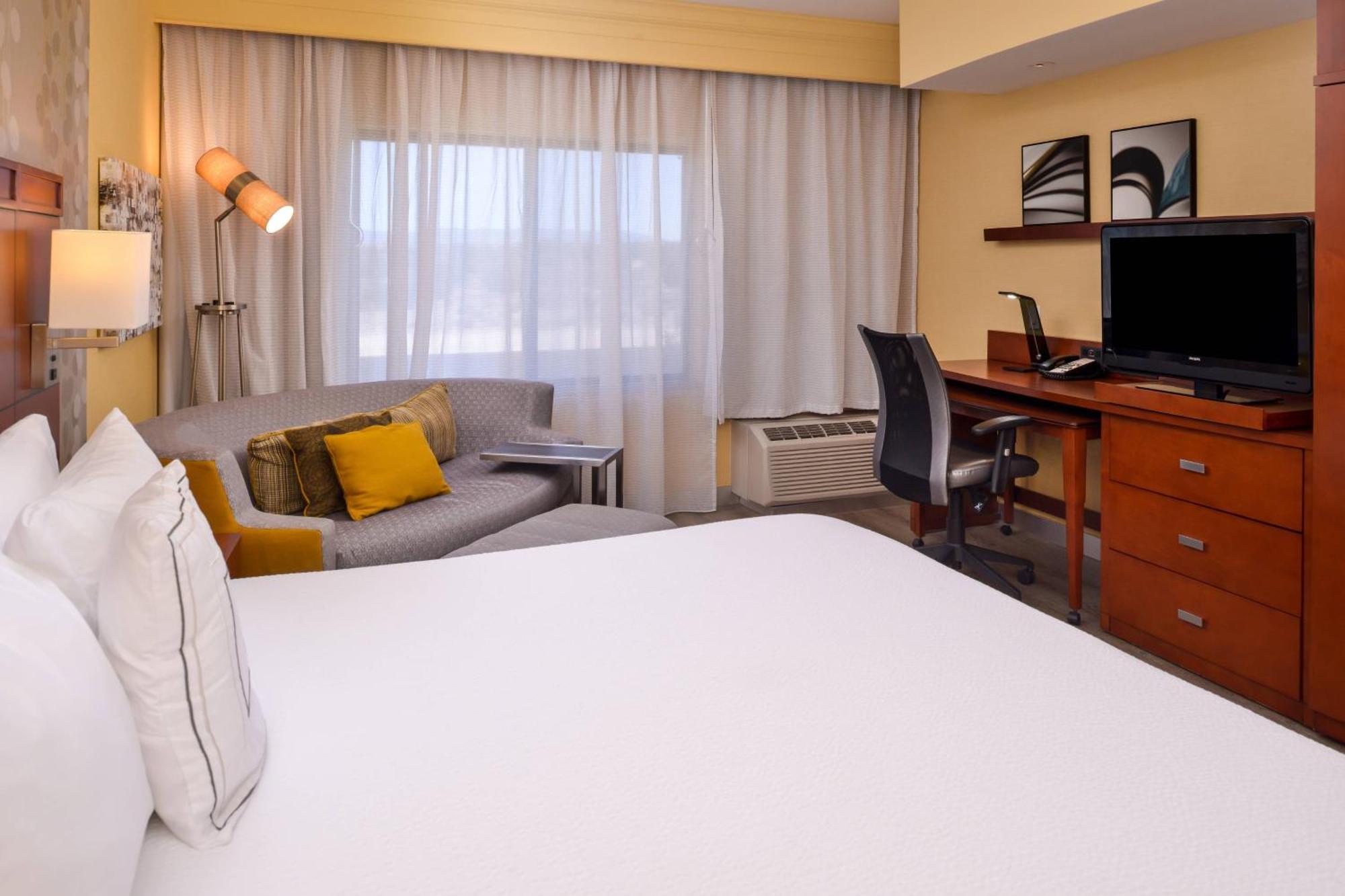Courtyard By Marriott Victorville Hesperia Dış mekan fotoğraf